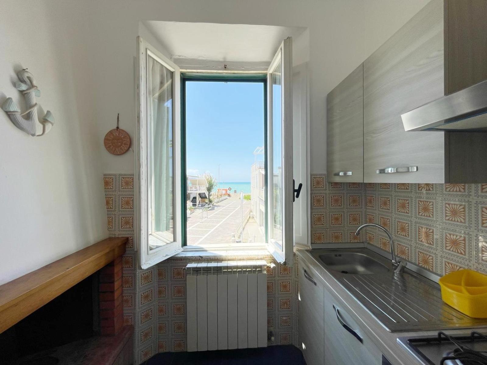 Appartement Villino Mirella A Marina Di Cecina By Zoom In Earth Extérieur photo